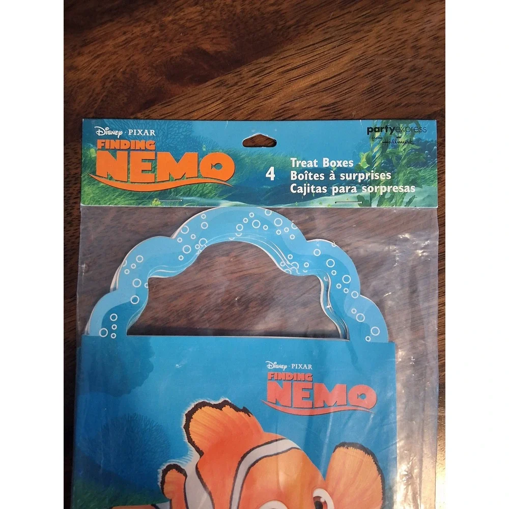 Disney Finding Nemo Treat Boxes Hallmark For Party Favors 4 Packs NEW 16 Total
